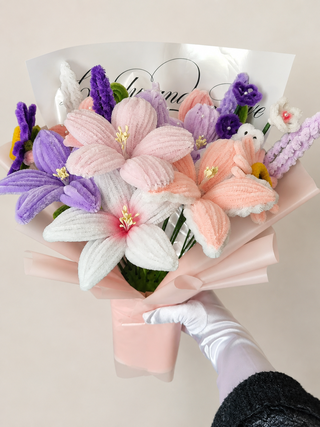 Design Your Own Handmade Pipe Cleaner Flower Bouquets